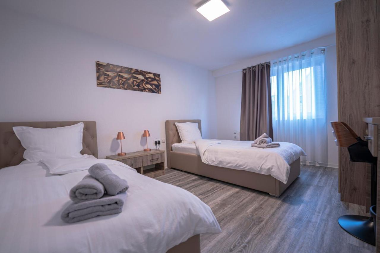 Village Bistro & Bar Fremdenzimmer Деттинген-на-Эрмсе Экстерьер фото