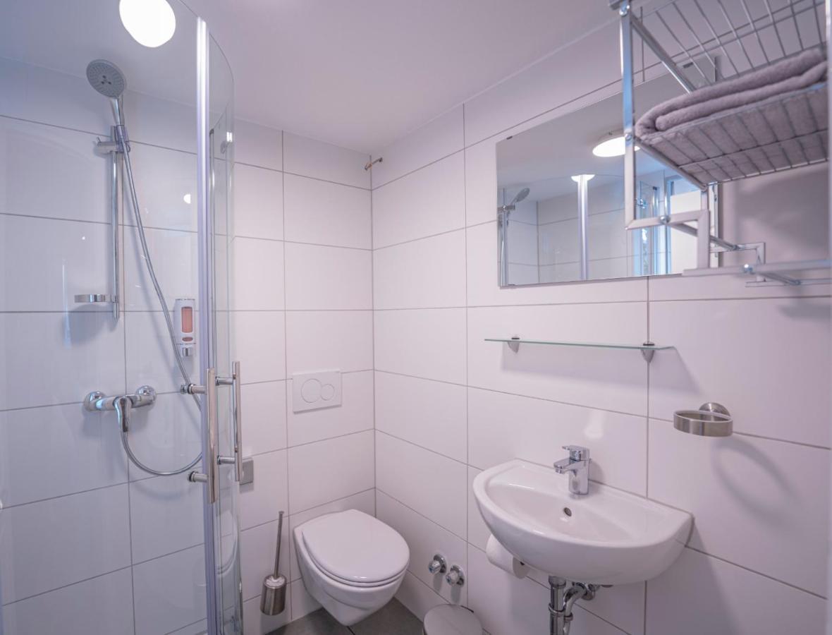 Village Bistro & Bar Fremdenzimmer Деттинген-на-Эрмсе Экстерьер фото