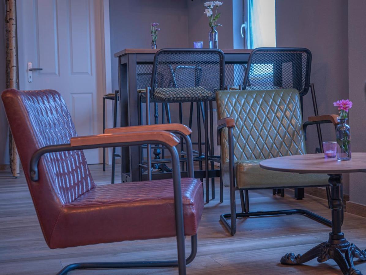 Village Bistro & Bar Fremdenzimmer Деттинген-на-Эрмсе Экстерьер фото