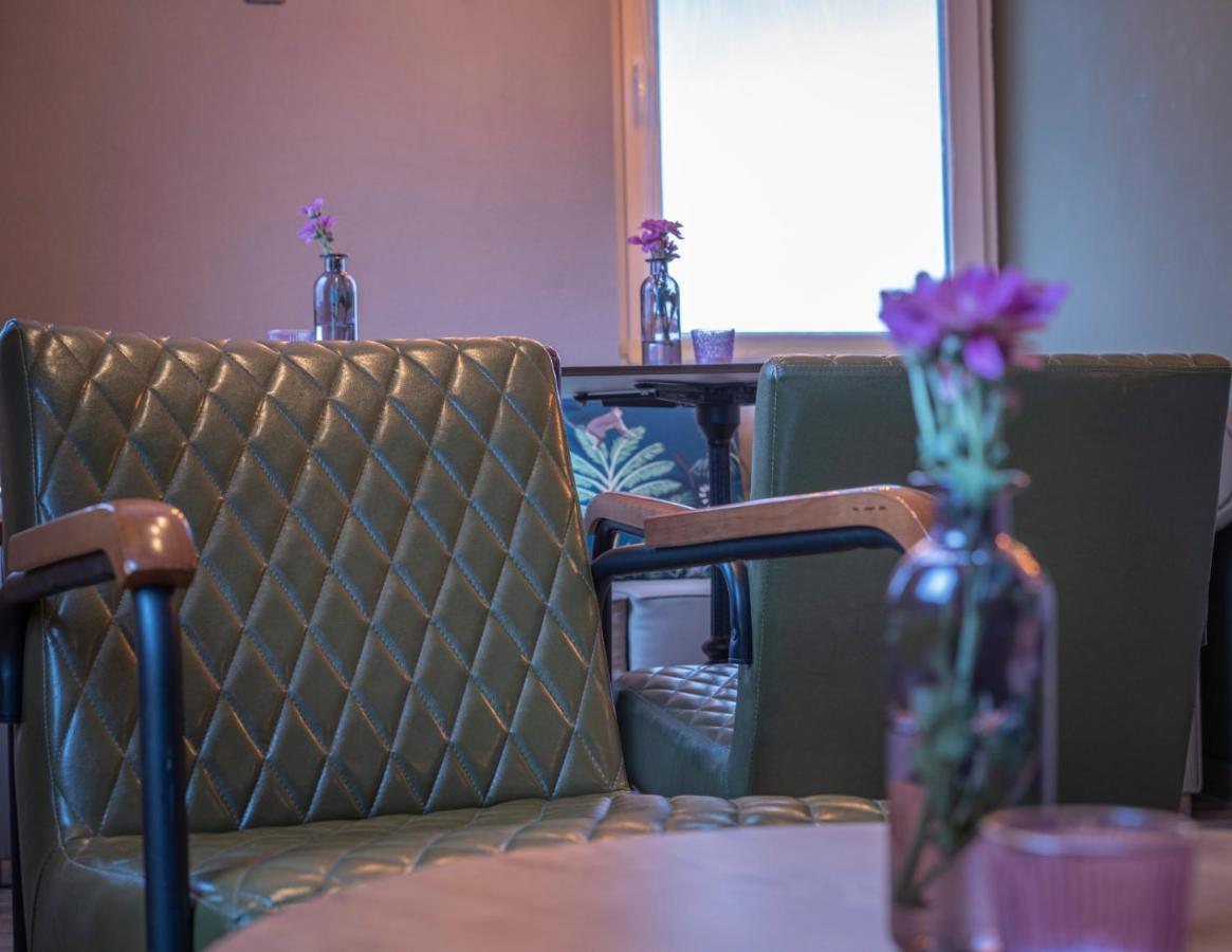 Village Bistro & Bar Fremdenzimmer Деттинген-на-Эрмсе Экстерьер фото